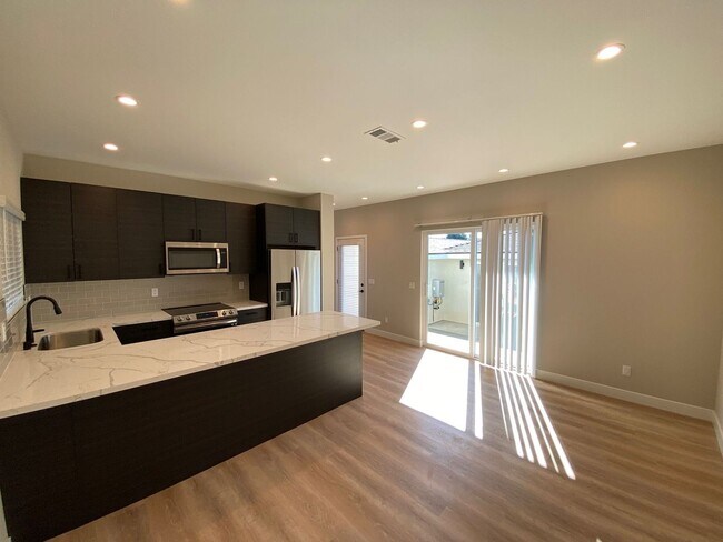 Building Photo - BRAND NEW 2023!! 4BD/2BA