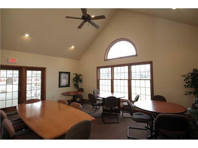 Building Photo - 2664 Triple Crown Ln