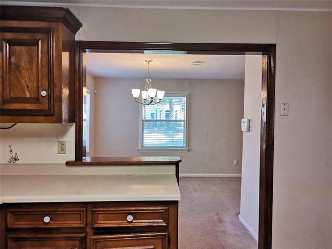 Building Photo - 5405 Huisache St