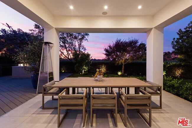 Building Photo - 2630 Eden Pl