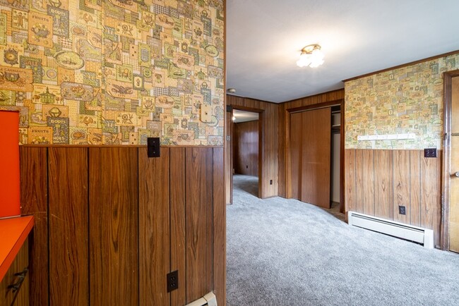 Building Photo - 7 105th St