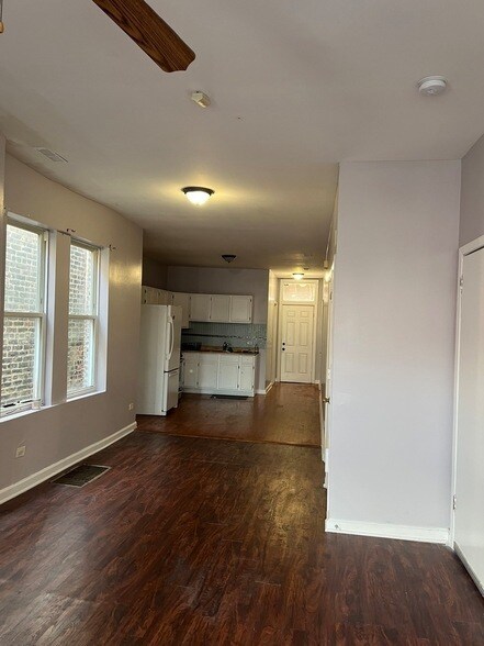 Building Photo - 3057 W Flournoy St