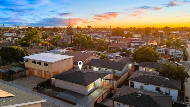 Building Photo - 1135 Florida St