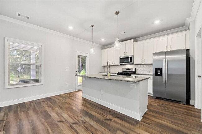 Building Photo - 495 Sterling Creek Wy