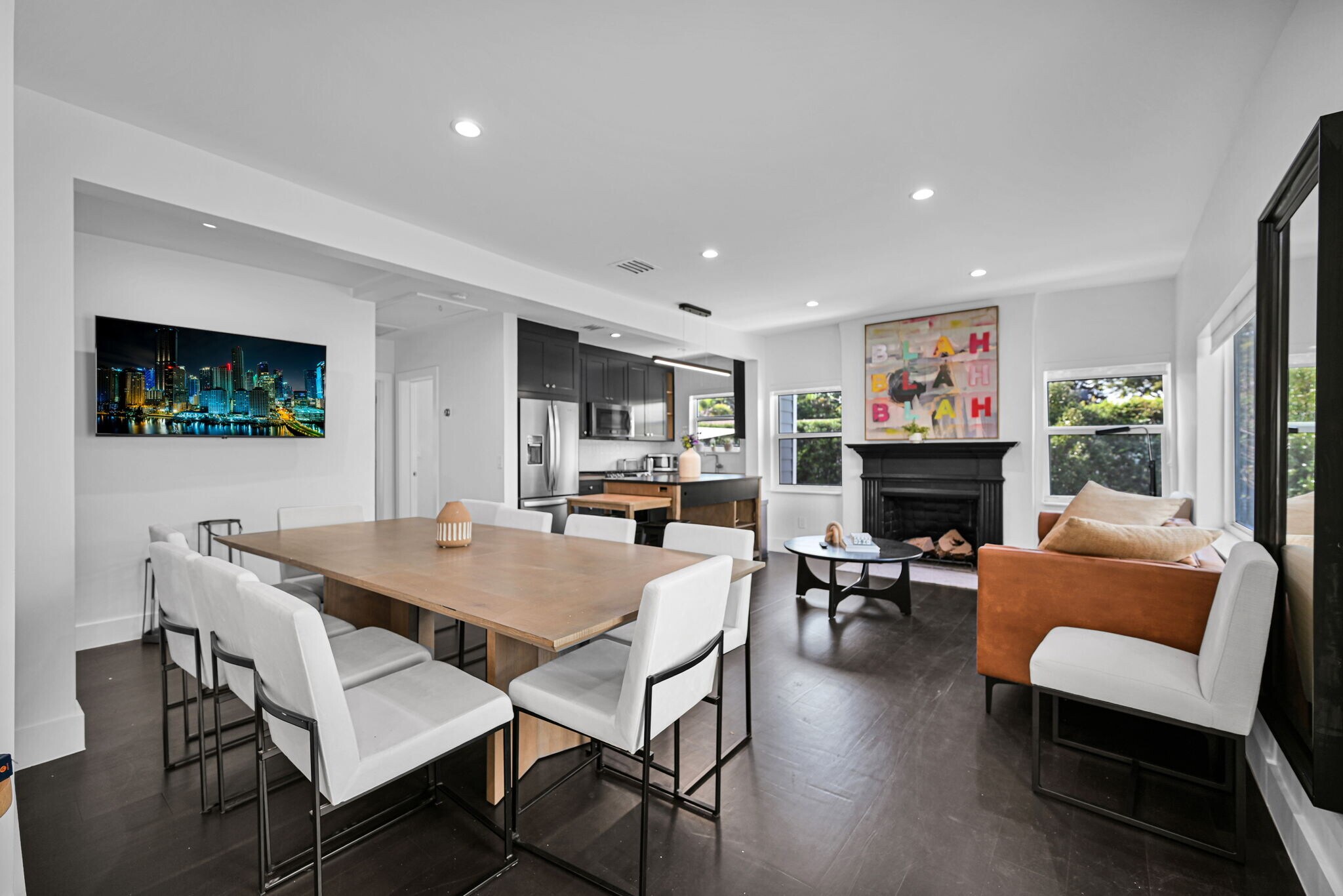 Building Photo - 150 NE 50th Ter