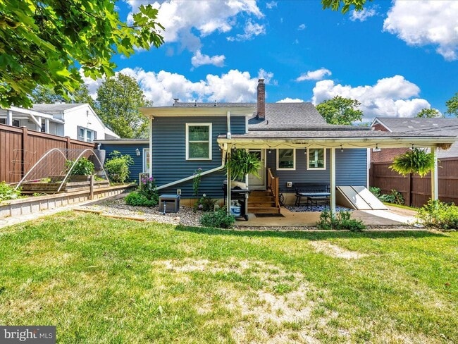 Building Photo - 413 Pangborn Blvd