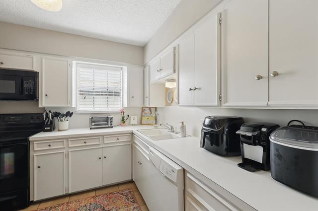 Building Photo - 3212 Daniel Ave