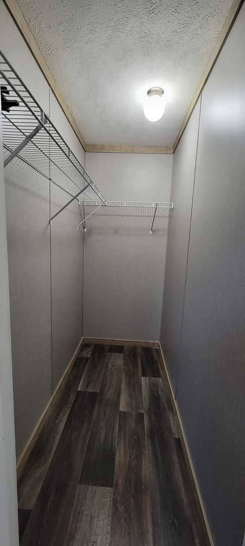 Building Photo - Very nice 3 bedroom/2 bath mobile home in Willow Oak Mobile Home Park in Keithville!