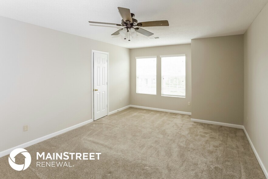 Building Photo - 9966 Chariden Dr