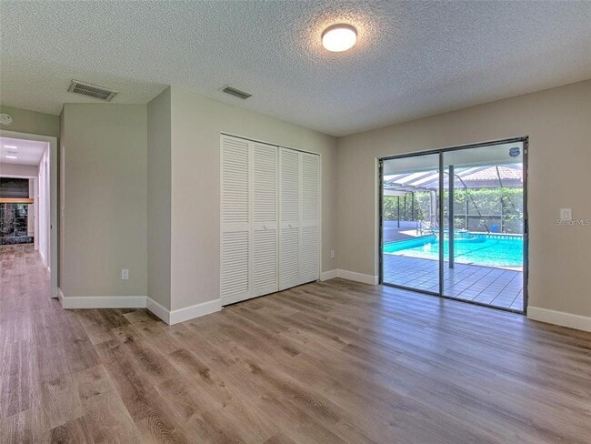 Building Photo - 3105 Mossvale Ln