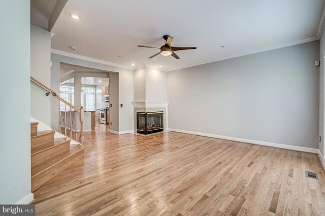 Building Photo - 5820 Pearson Ln