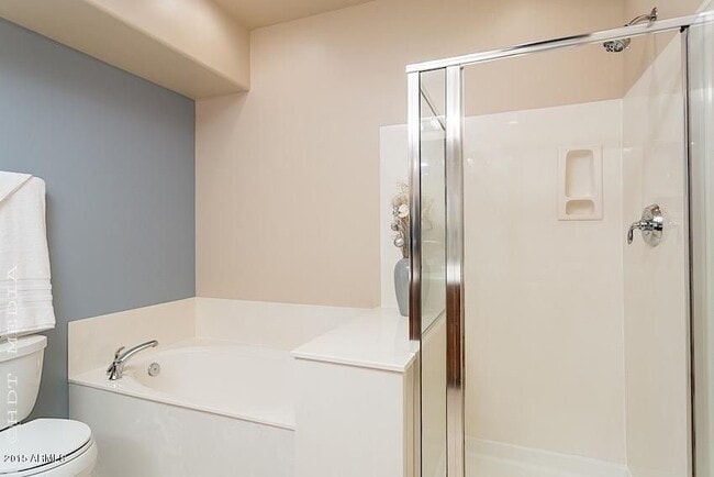 Building Photo - 20660 N 40th St