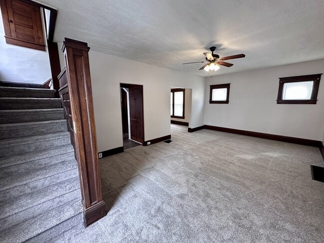 Building Photo - 2172 12th St SW