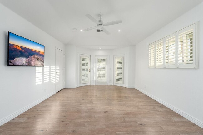 Building Photo - 6709 E Monterosa St