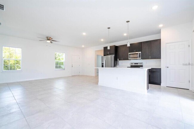 Building Photo - 16919 SW 37th Terrace Rd