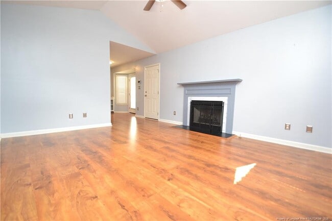Building Photo - 5909 Royal Coach Ct