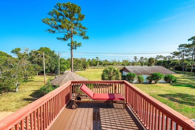 Building Photo - 11767 W Rambling Dr
