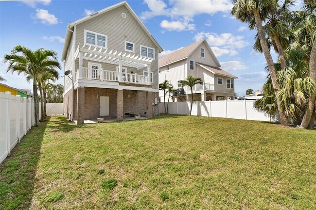 Building Photo - 16033 Gulf Blvd