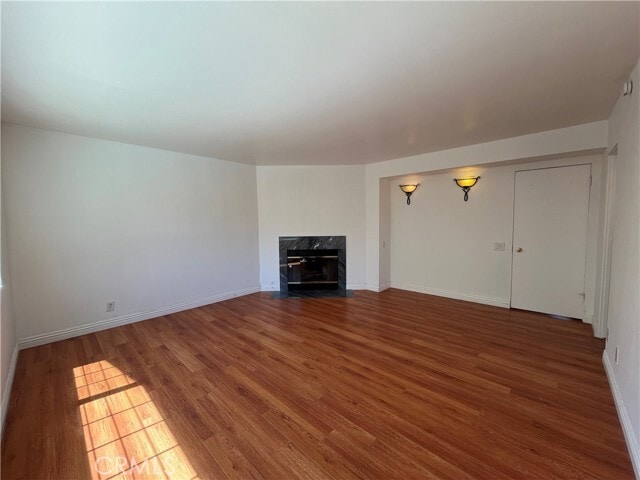 Building Photo - 4527 Stark Ave