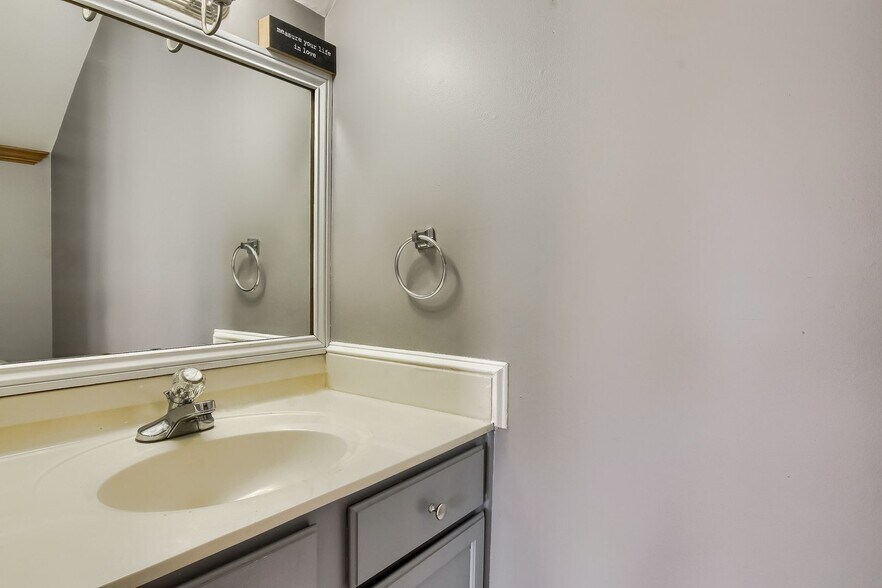 Building Photo - 4900 Windsprint Way