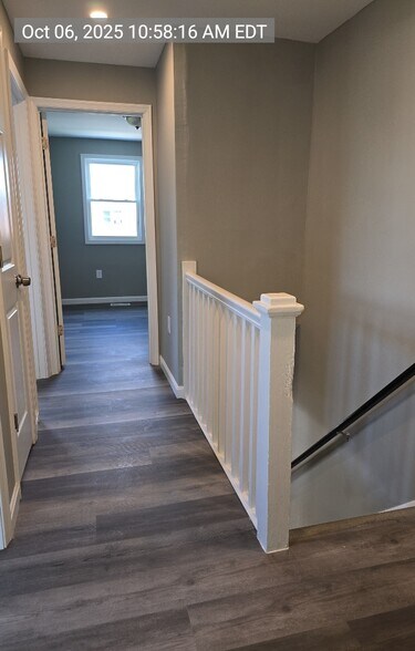 Building Photo - 335 Arden Rd W