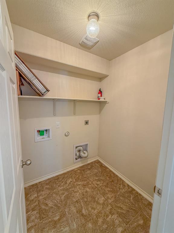 Building Photo - 412 Azurite Dr