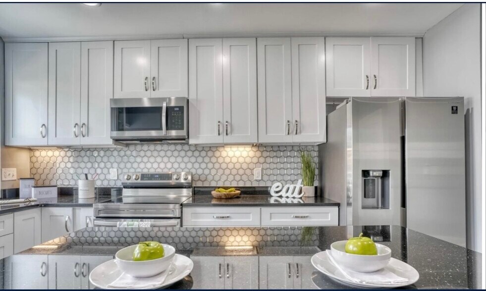 Kitchen - 829 N Montford Ave
