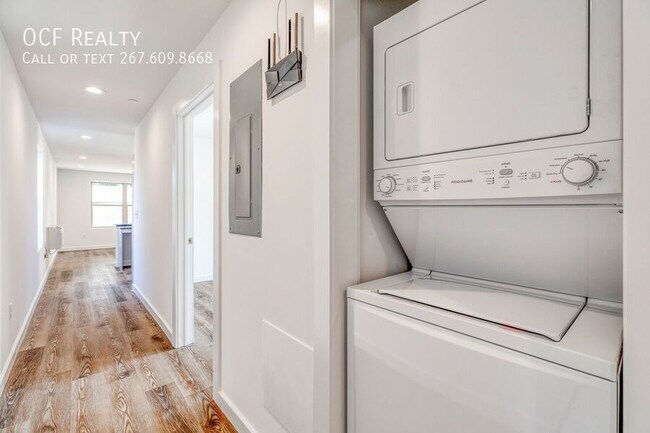Building Photo - 751 N 43rd St