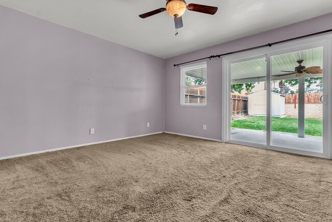 Building Photo - 244 White Oak Rd