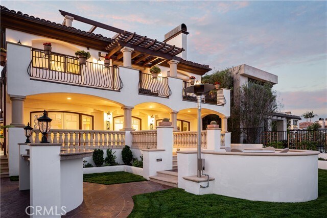 Building Photo - 24352 Santa Clara Ave