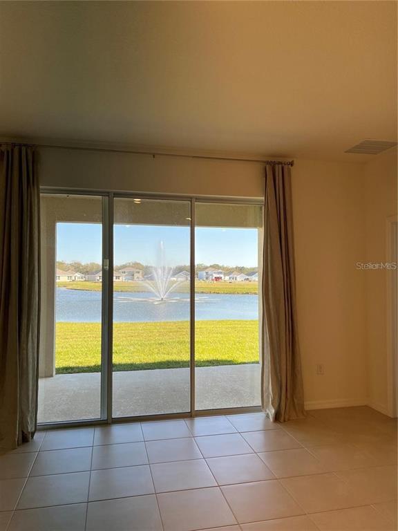 Building Photo - 10828 Charlotte Dr.