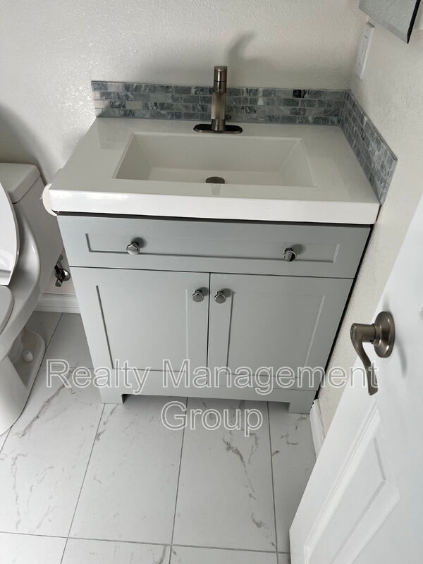 Building Photo - 3897 Z St