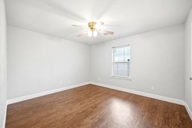 Building Photo - 11723 Greenmesa Dr