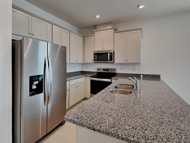 Building Photo - 4216 Sadler Rd