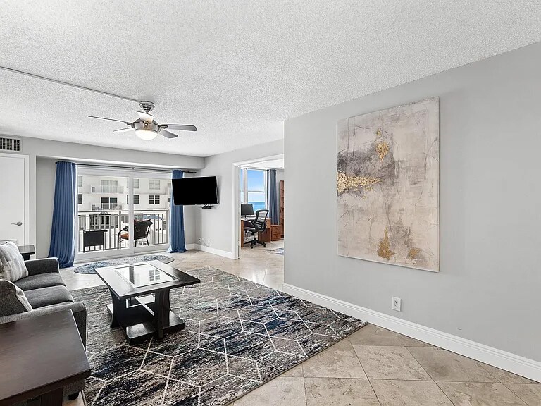 Building Photo - 4511 S Ocean Blvd
