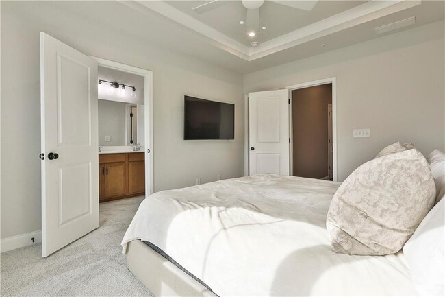Building Photo - 2549 Astaire Ct NW