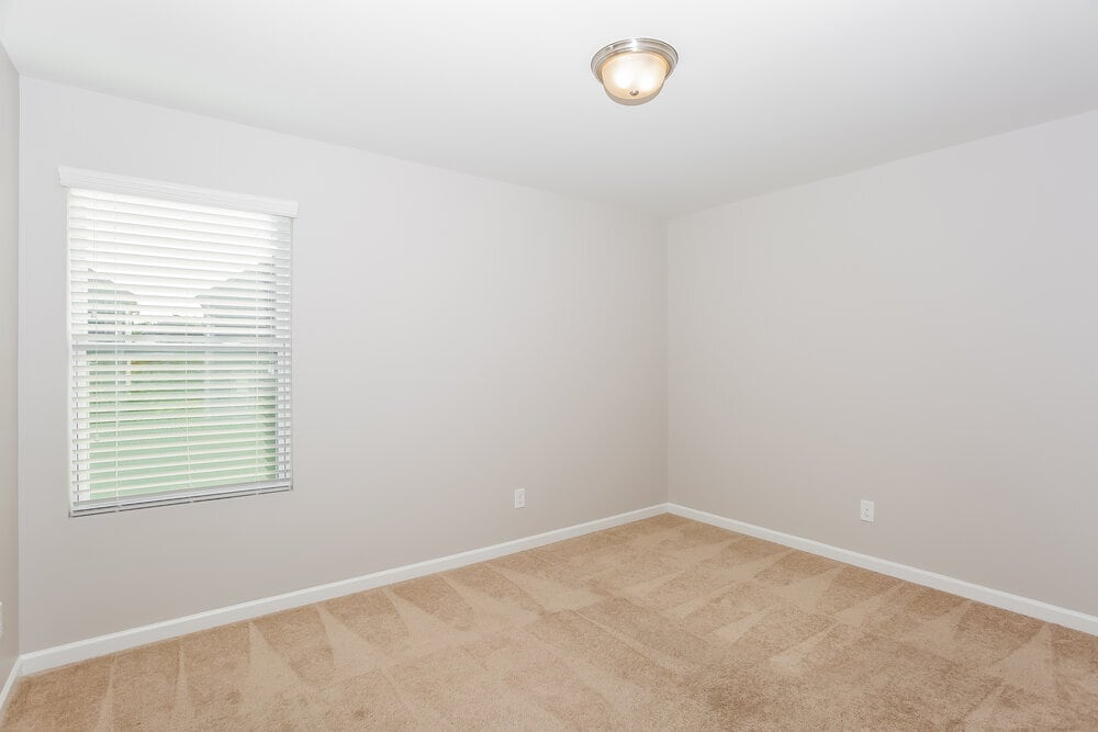 Building Photo - 9918 Portaferry Dr