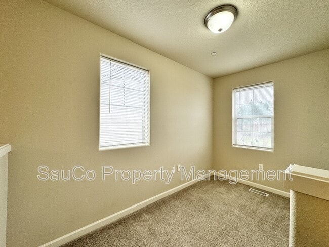 Building Photo - 15088 NW Marianna St