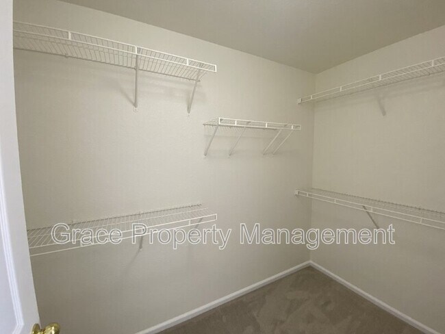 Building Photo - 14334 Craftsman Way