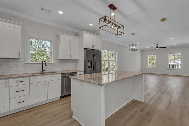 Building Photo - New Construction