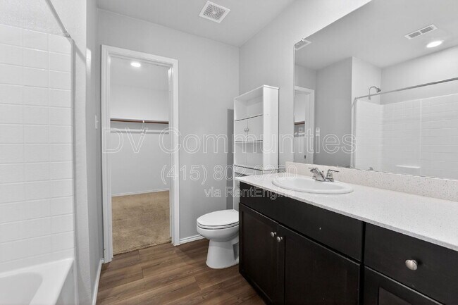 Building Photo - 5504 Berea St