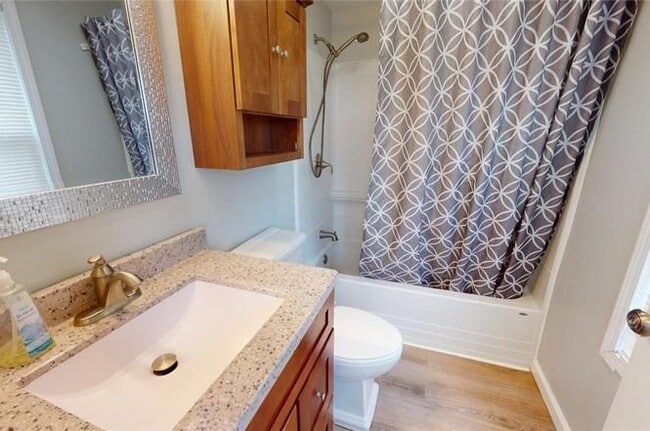 Building Photo - 2619 Prospect Ave