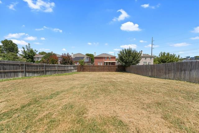 Building Photo - 6409 Saddleback Dr