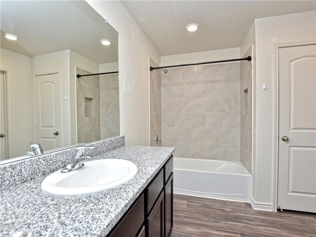 Building Photo - 504 Locksley Cove