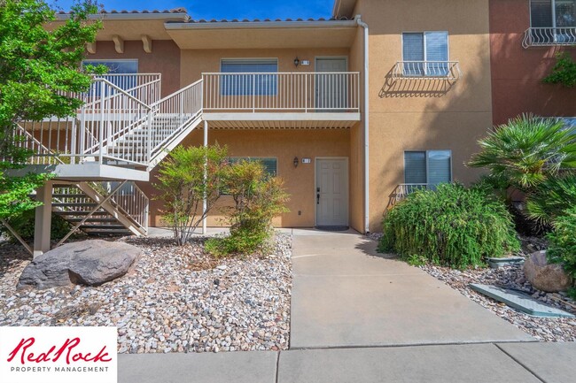 Building Photo - Lovely 2 Bedroom Condo. Pet Friendly!