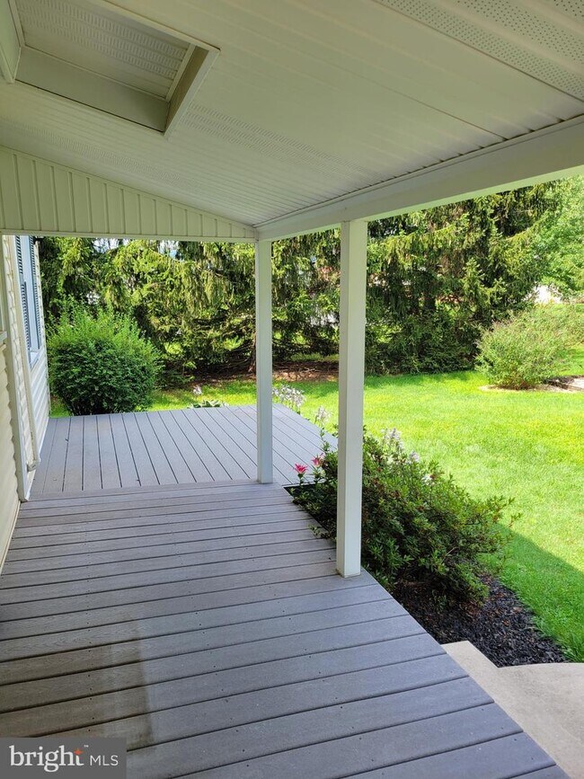 Building Photo - 994 Gravel Pike