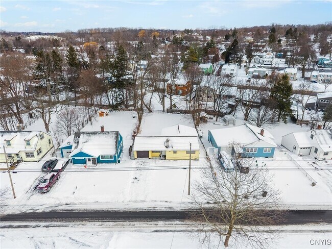 Building Photo - 941 Jamesville Ave