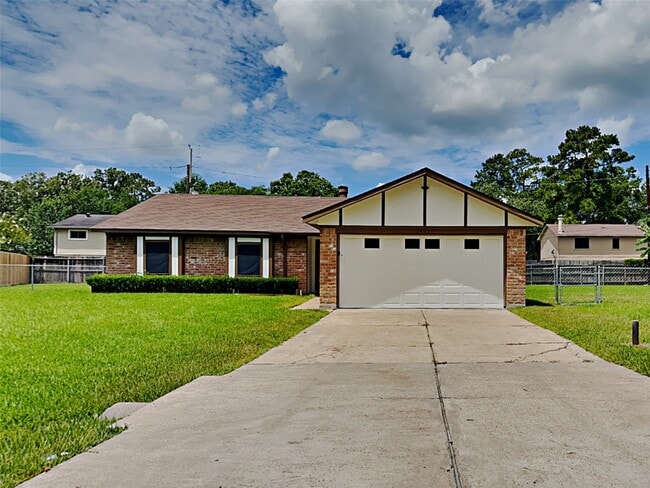 Primary Photo - 24507 Fir Ridge Ct