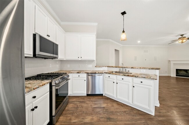 Building Photo - 22 Heron Hollow Ct