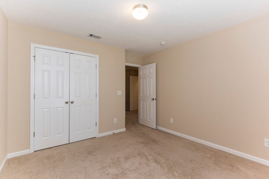 Building Photo - 8725 Ambonnay Dr